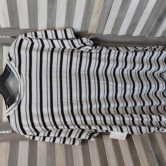 Trendy Striped Casual Tee | Daily Thread | 3x - Picture 9 of 10